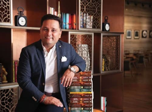 Amish Tripathi photo