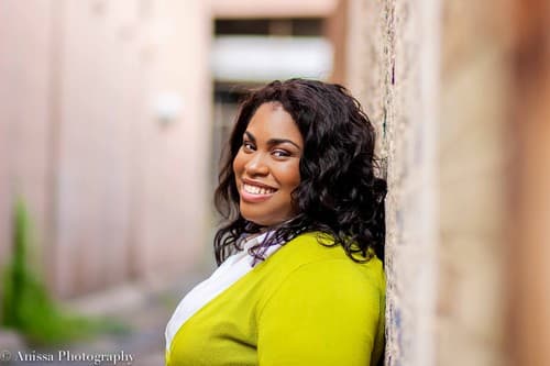 Angie Thomas photo