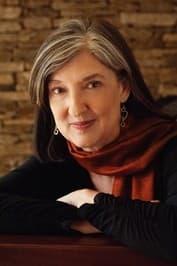 Barbara Kingsolver photo