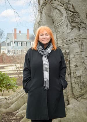Brunonia Barry photo