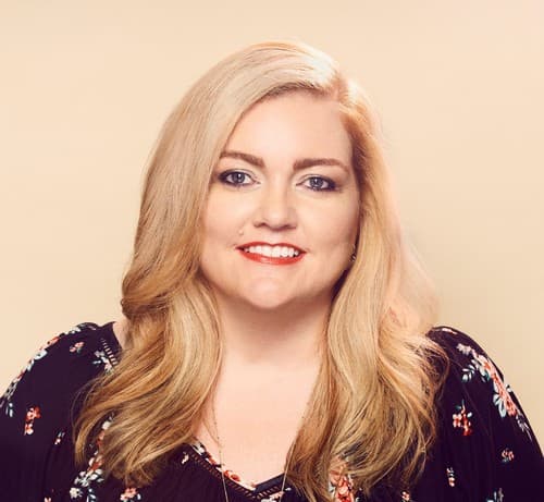 Colleen Hoover photo