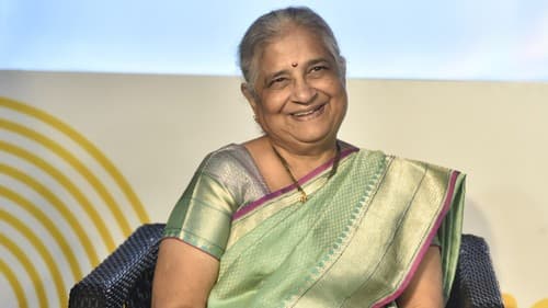Sudha Murthy photo