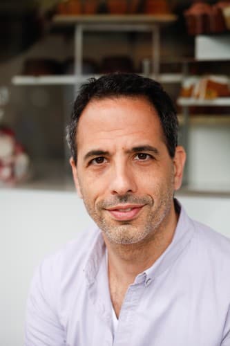 Yotam Ottolenghi photo